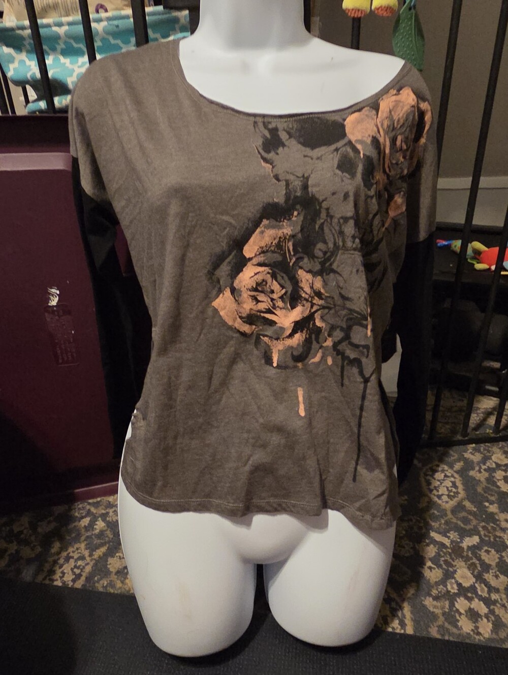 Fox racing women's tee size xs